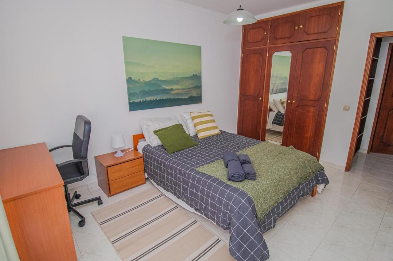 Charming Private Rooms In An Apartment A1 Penha - FAO Exteriör bild