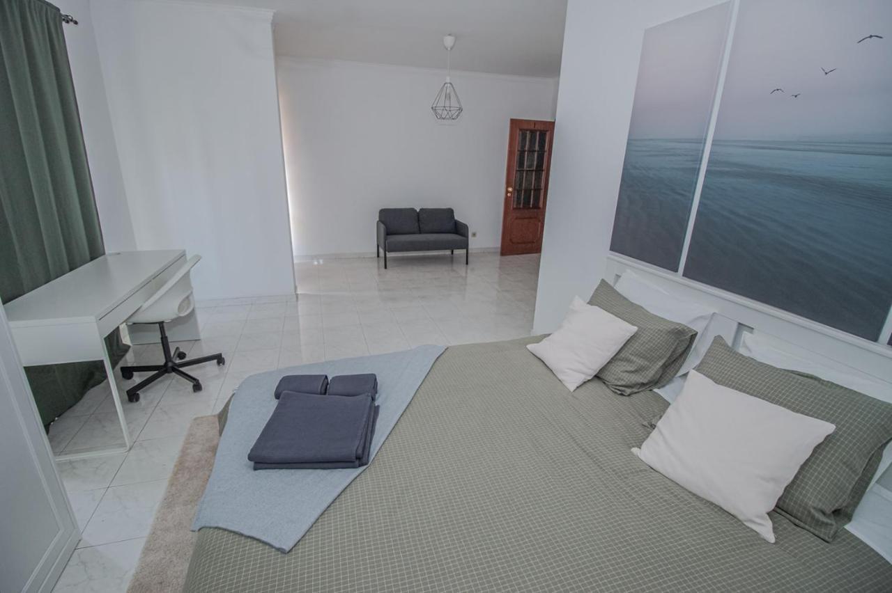 Charming Private Rooms In An Apartment A1 Penha - FAO Exteriör bild